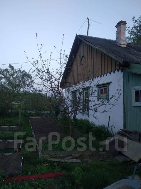 Продам двухкомнатную квартиру в одноэтажном доме на две квартиры ...