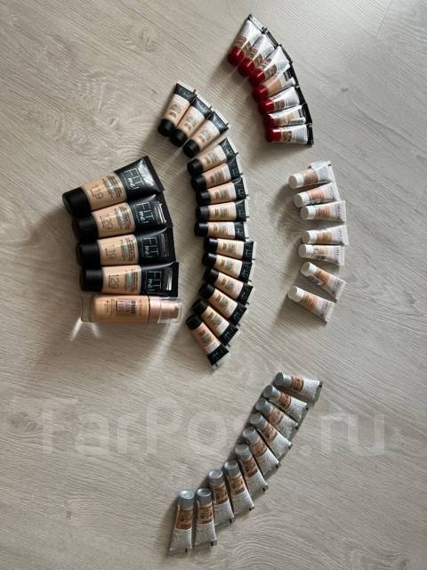 Набор визажиста тональные крема L’Oreal Maybelline, в наличии. Цена: 4 ...