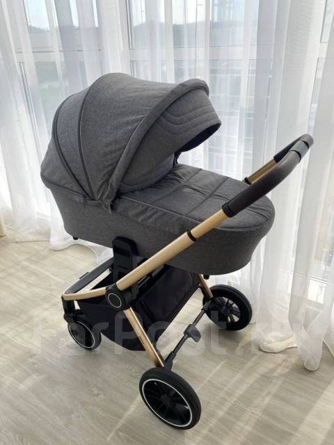 Коляска 2 в1 Carrello Epica, б/у, в наличии. Цена: 12 000₽ во Владивостоке