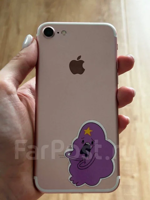 Apple iPhone 7. �/�, 32 ��, �������, 4G LTE ����