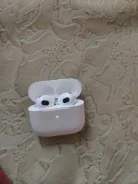 Apple AirPods ����