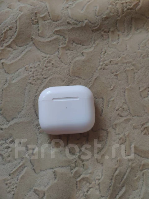Apple AirPods ����
