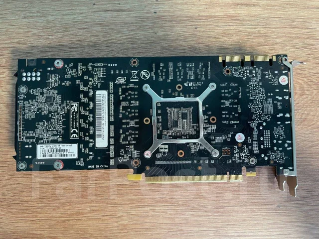 GeForce GTX 1070 ����