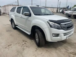 Isuzu D-MAX. �������, 4wd, 2.5 (163��.�.), ������, 126 000����. �� ����
