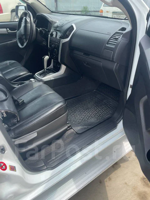 Isuzu D-MAX. �������, 4wd, 2.5 (163��.�.), ������, 126 000����. �� ����