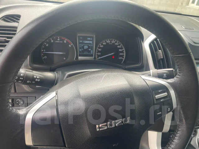 Isuzu D-MAX. �������, 4wd, 2.5 (163��.�.), ������, 126 000����. �� ����