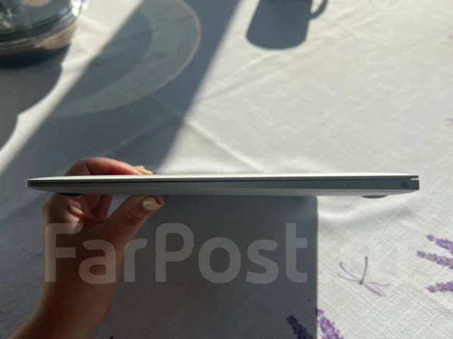 Apple MacBook 12. 12", ��� 8 ��, ���� 256���, WiFi: 1, Bluetooth: 1, ����������� �� 17��. ����