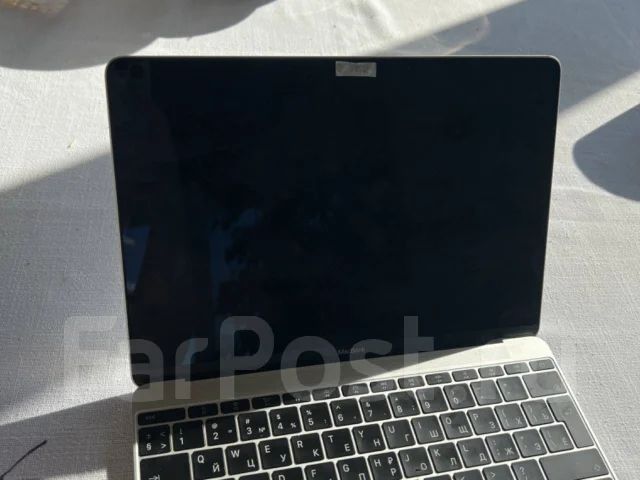 Apple MacBook 12. 12", ��� 8 ��, ���� 256���, WiFi: 1, Bluetooth: 1, ����������� �� 17��. ����