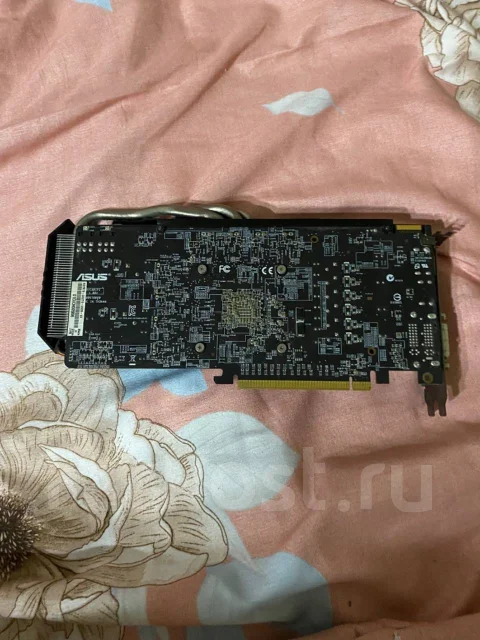 Radeon HD 7870 ����