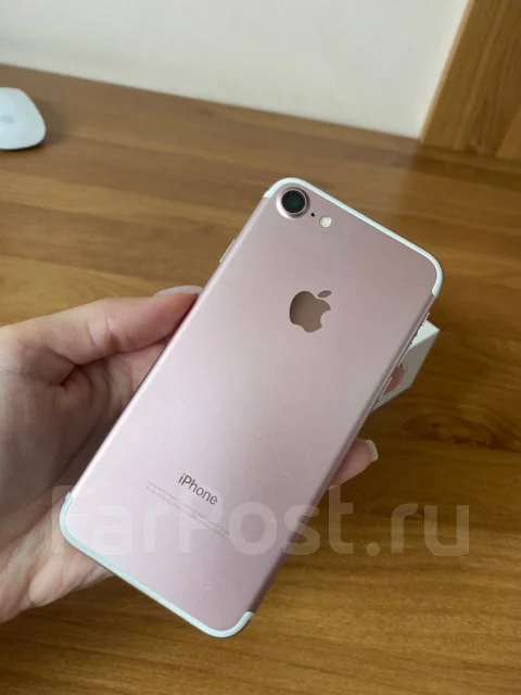 Apple iPhone 7. �/�, 128 ��, �������, 3G, 4G LTE ����