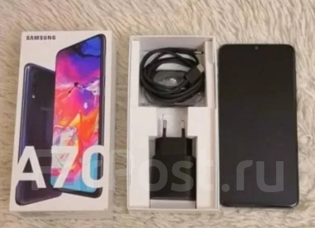 Samsung Galaxy A70. �/�, 128 �� ����