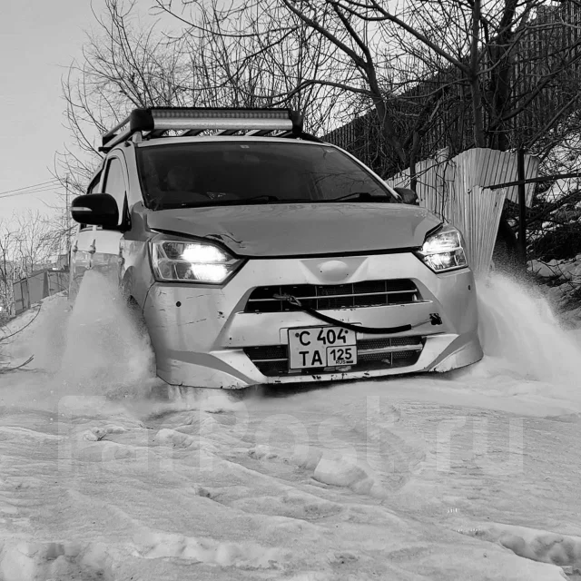 Daihatsu Mira e:S. LA310 ����