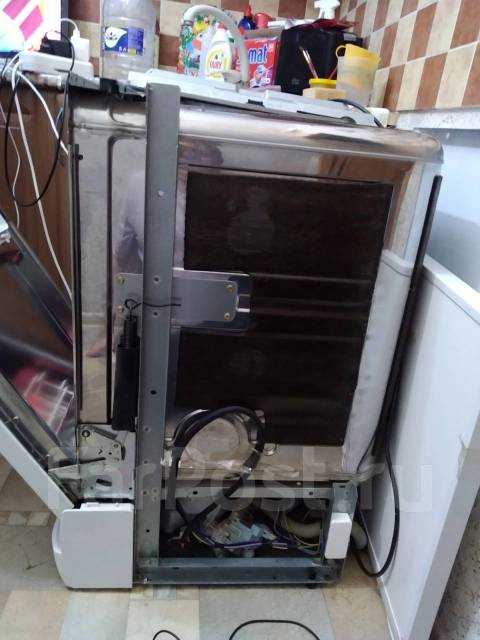 Мастер по ремонту стиральных машин и посудомоечных машин во Владивостоке