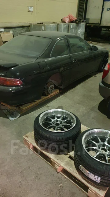 Work Emotion D9R. 10.5x18", 5x114.3, ET15 ����