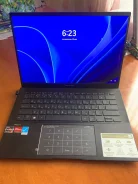 Asus ZenBook 14 UM3402YA. 14", 2,3����, ��� 8 ��, ���� 512���, WiFi: 1, Bluetooth: 1, ����������� �� 8��. ����