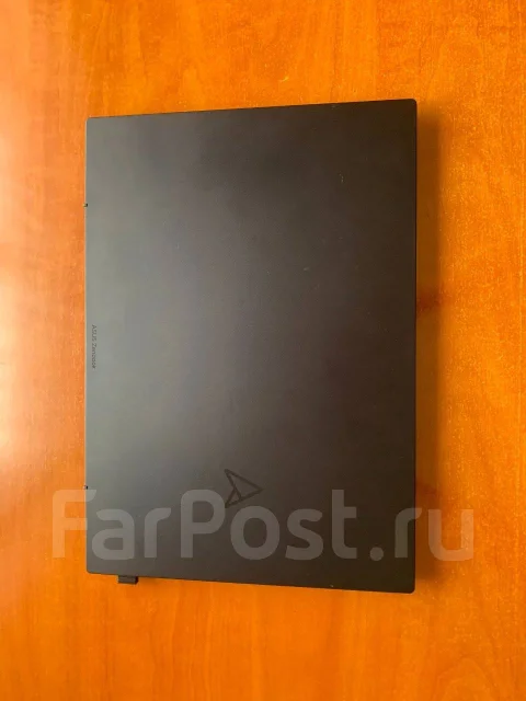 Asus ZenBook 14 UM3402YA. 14", 2,3����, ��� 8 ��, ���� 512���, WiFi: 1, Bluetooth: 1, ����������� �� 8��. ����