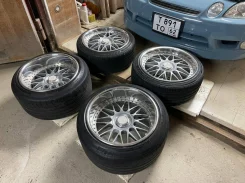 Riverside. 13.0x18", 5x114.3, �� 67,1���. ����