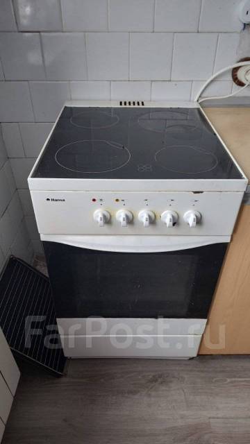 Электроплита Hansa, б/у, в наличии. Цена: 8 000₽ во Владивостоке
