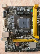 Socket FM2+ ����