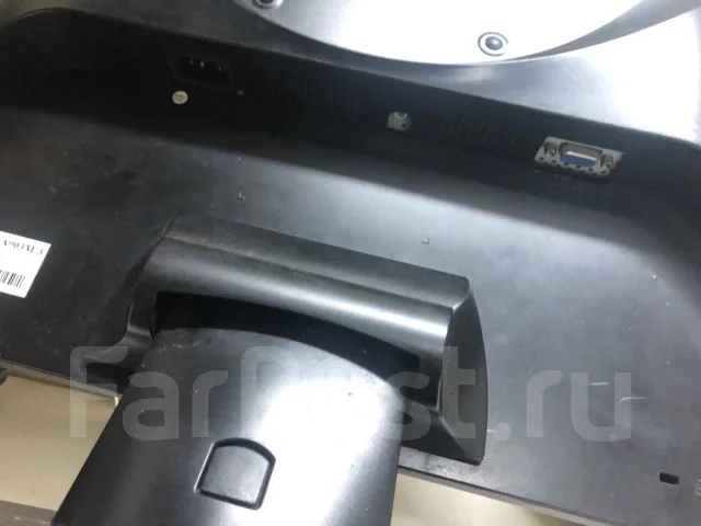 ViewSonic. 17", ���������� �� (LCD, LED, QLED) ����