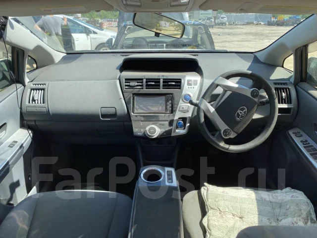 Toyota Prius a. ZVW41, 2ZRFXE ����