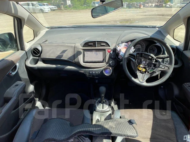 Honda Fit Shuttle. GP2, LDA ����