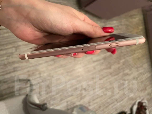Apple iPhone 7. �/�, 32 ��, ������� ����