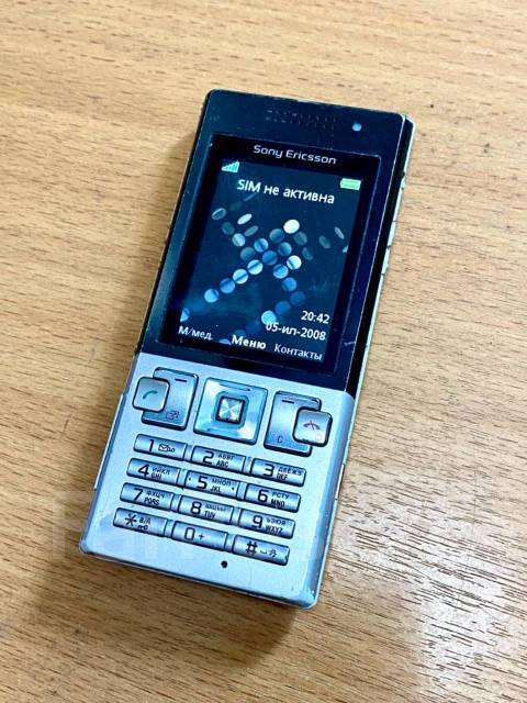 Sony Ericsson T700. �/�, �����������, ������ ����