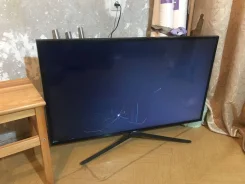 Samsung UE43N5500. LED ����