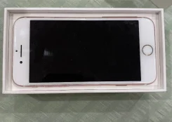 Apple iPhone 7. �/�, 32 ��, �������, 4G LTE ����
