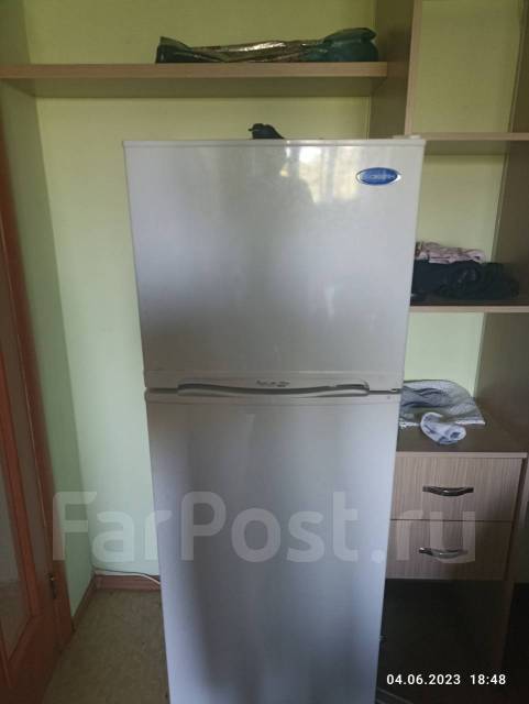 Холодильник под ремонт, б/у, в наличии. Цена: 3 500₽ во Владивостоке