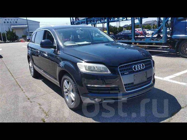 Audi Q7 ����
