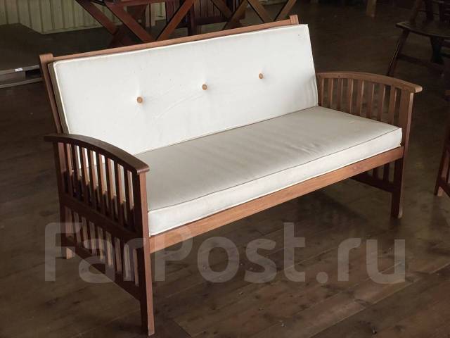 Комплект мебели на террасу диван, два кресла и стол, б/у, в наличии ...