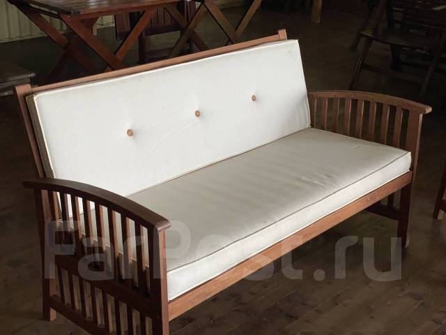 Комплект мебели на террасу диван, два кресла и стол, б/у, в наличии ...