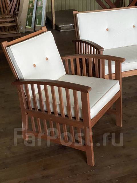 Комплект мебели на террасу диван, два кресла и стол, б/у, в наличии ...