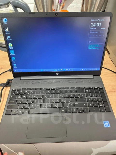 HP 15s. 14", ��� 6 ��, ���� 118���, WiFi: 1, Bluetooth: 1, ����������� �� 5��. ����