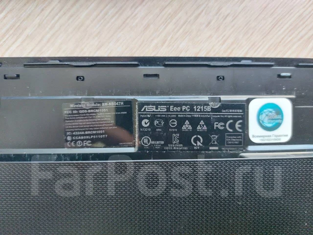 Asus Eee PC 1215B. 12.1", 1,6����, ��� 2048 ��, ���� 250���, WiFi: 1, Bluetooth: 1, ����������� �� 1��. ����