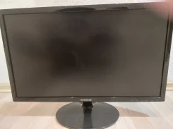 Samsung. 24", ���������� �� (LCD, LED, QLED) ����