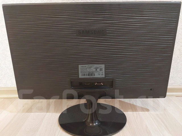 Samsung. 24", ���������� �� (LCD, LED, QLED) ����
