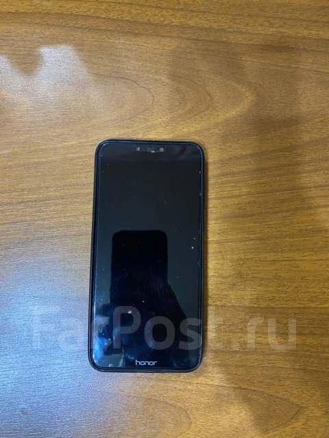 Honor 8C. �/�, 32 ��, ������, 4G LTE ����