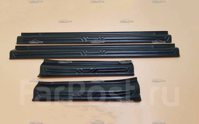 Накладки на внутренние пороги дверей Chevrolet Niva 2002-2020 купить в ...