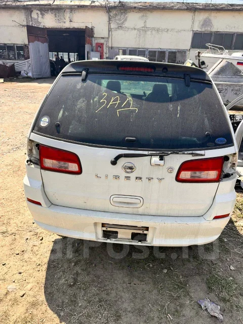 Nissan Liberty. RM12, QR20DE ����