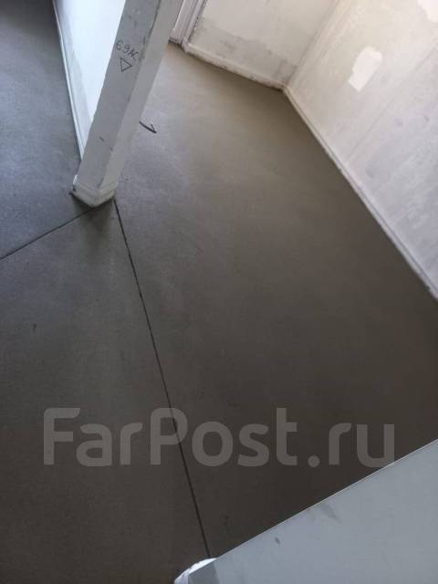 Полусухая стяжка пола. Механизированная штукатурка стен. Демонтаж во ...