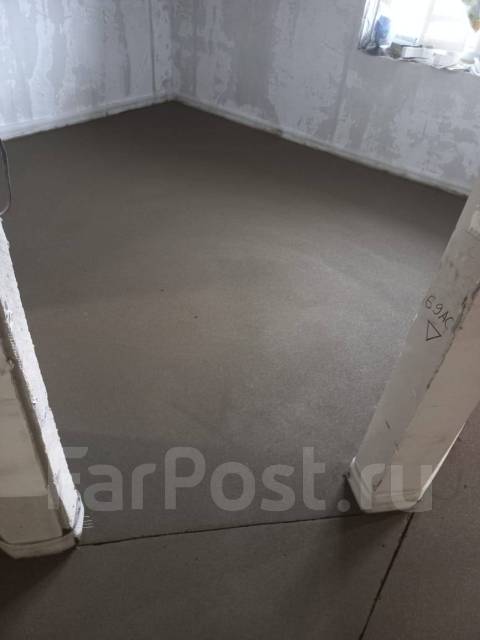 Полусухая стяжка пола. Механизированная штукатурка стен. Демонтаж во ...