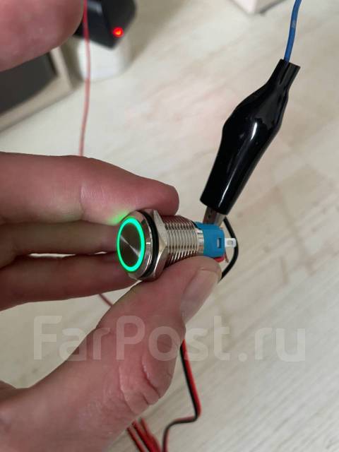 Кнопка 12v купить во Владивостоке по цене: 150₽ — частное объявление ...