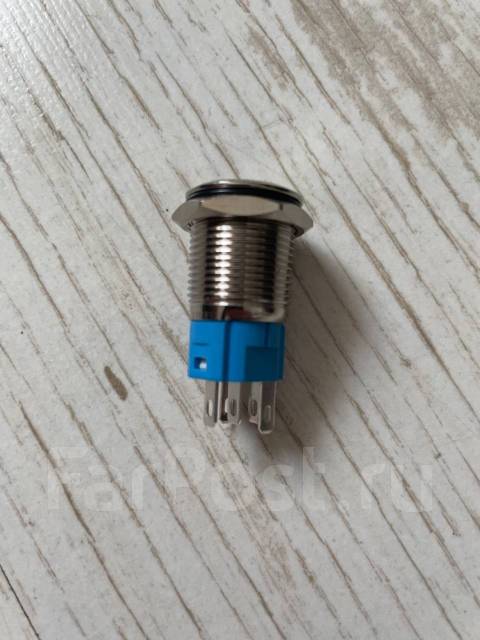 Кнопка 12v купить во Владивостоке по цене: 150₽ — частное объявление ...