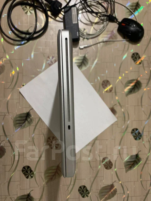Apple MacBook Pro 13 2011 Early. 13.3", 2,3����, ��� 8 ��, ���� 750���, WiFi: 1, Bluetooth: 1, ����������� �� 2��. ����