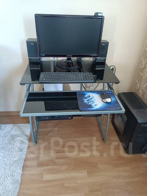 Стол для компьютера Стеклянный, 75,0 см, б/у, в наличии. Цена: 5 000 ...