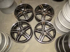 Hot Stuff Laffite SK-5. 7.0x17", 4x100, ET45, �� 67,1���. ����