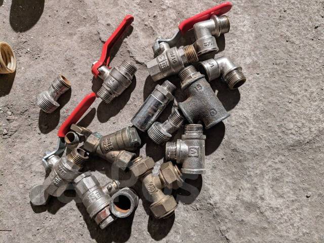 Сантехника (краны, фитинги, гибкая подводка и пр. ), в наличии. Цена: 1 ...